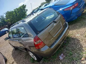 Toyota Corolla Liftback 2004 Gray