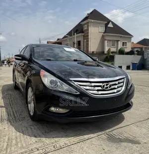 Hyundai Sonata Limited Sedan FWD (2.4L 4cyl 6A) 2012 Black
