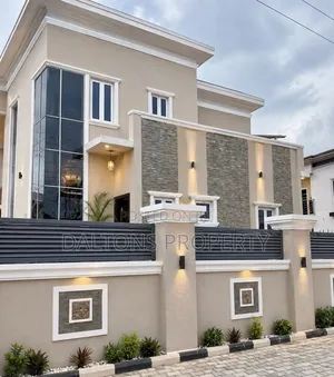 4bdrm Duplex in Lugbe District for sale