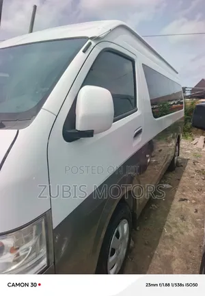 Toyota HiAce 2018 White