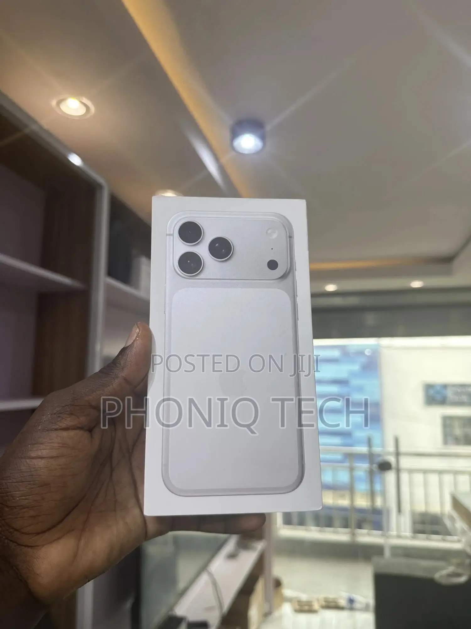 New Apple iPhone 17 Pro Max 256 GB Silver