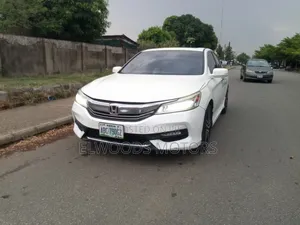 Honda Accord EX 4dr Sedan FWD (2.4L 4cyl 2A) 2016 White