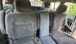 Toyota Sienna 2005 Silver