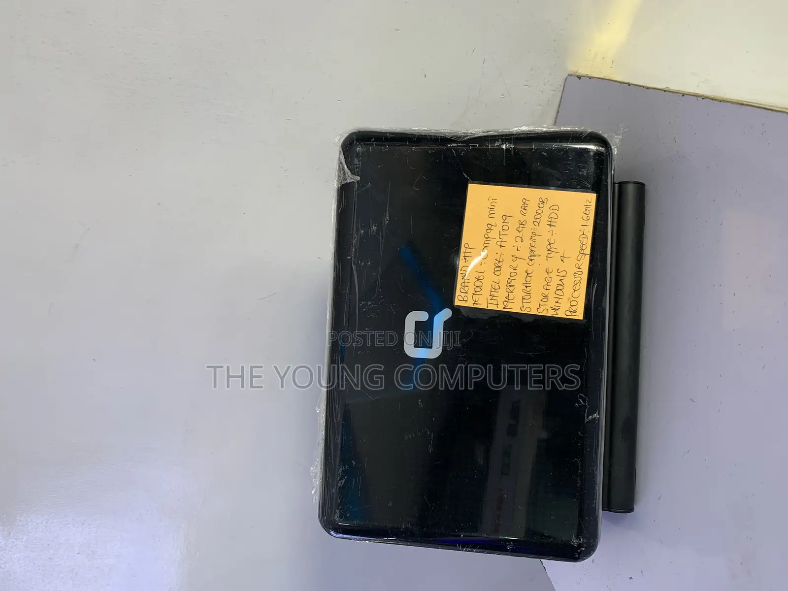 Laptop HP 2GB Intel Atom HDD 250GB