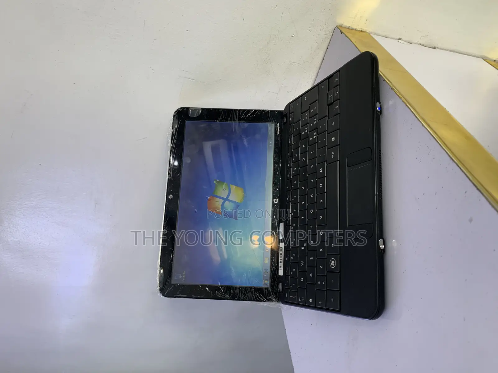 Laptop HP 2GB Intel Atom HDD 250GB
