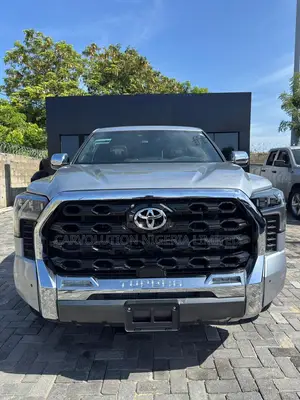 Toyota Tundra Limited Double Cab 6.5' Bed 2024 Silver