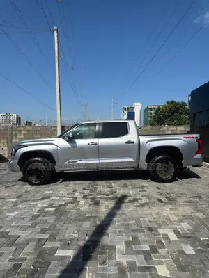 Toyota Tundra Limited Double Cab 6.5' Bed 2024 Silver