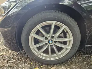 BMW 320i 2021 Black