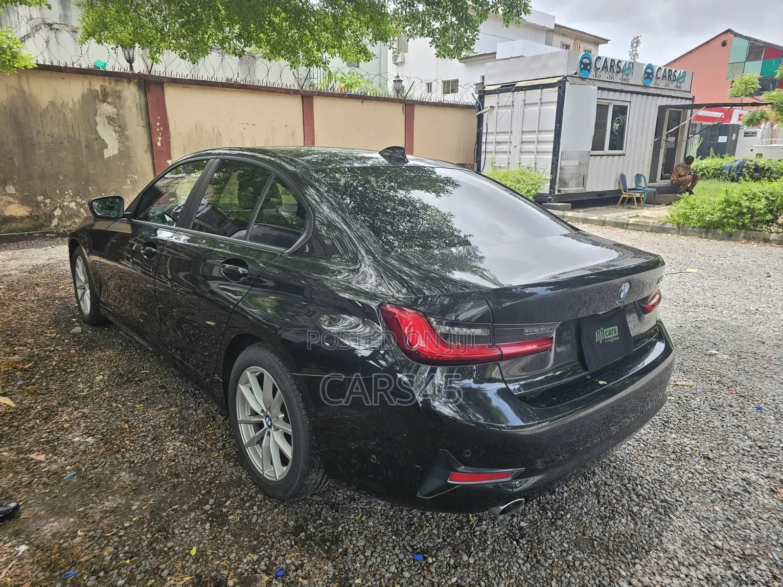 BMW 320i 2021 Black