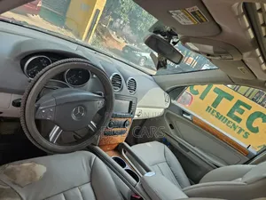Mercedes-Benz M Class 2009 Red