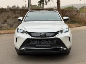 Toyota Venza XLE AWD 2023 White