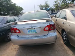Toyota Corolla LE 2006 Silver
