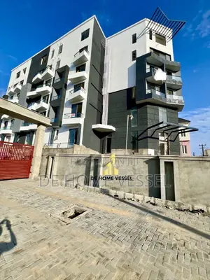 2bdrm Apartment in Lekki for sale