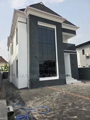 5bdrm Duplex in Carlton Gate Estate, Akobo for sale