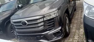 New Toyota Land Cruiser 2025 Gray