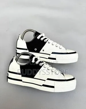 Luxe Panel Low-Top Sneakers / Buy One Get a Free Sock