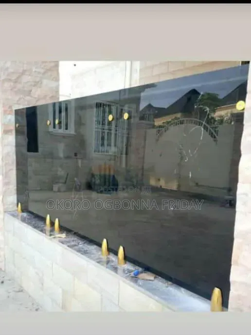 Spigot Sitted Glass