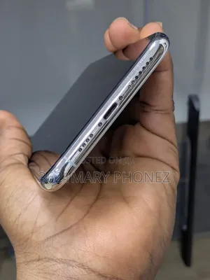 Apple iPhone 11 Pro Max 64 GB White