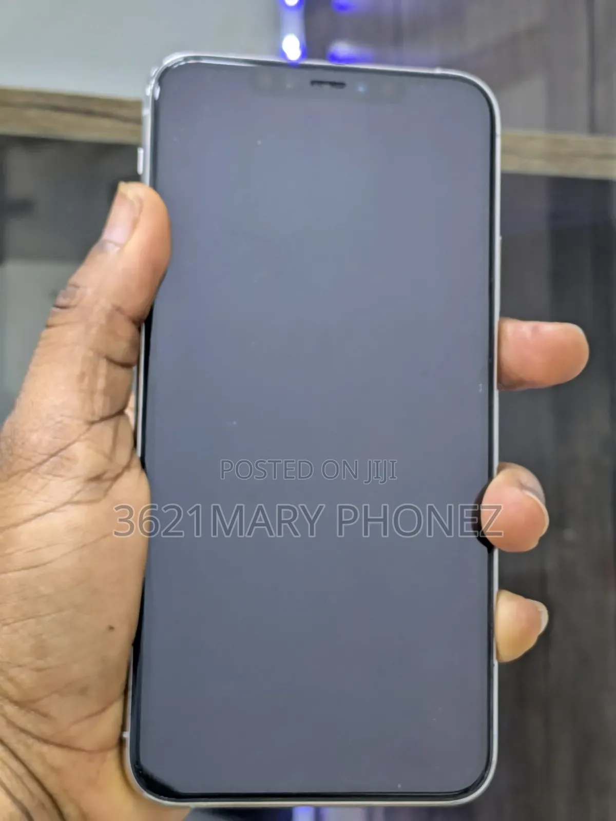 Apple iPhone 11 Pro Max 64 GB White