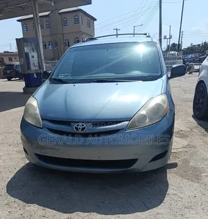 Toyota Sienna LE FWD 2006 Blue