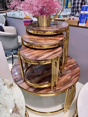 Brown Center Table With 3 Side Stool