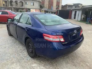Toyota Camry 2010 Blue
