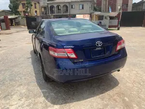 Toyota Camry 2010 Blue