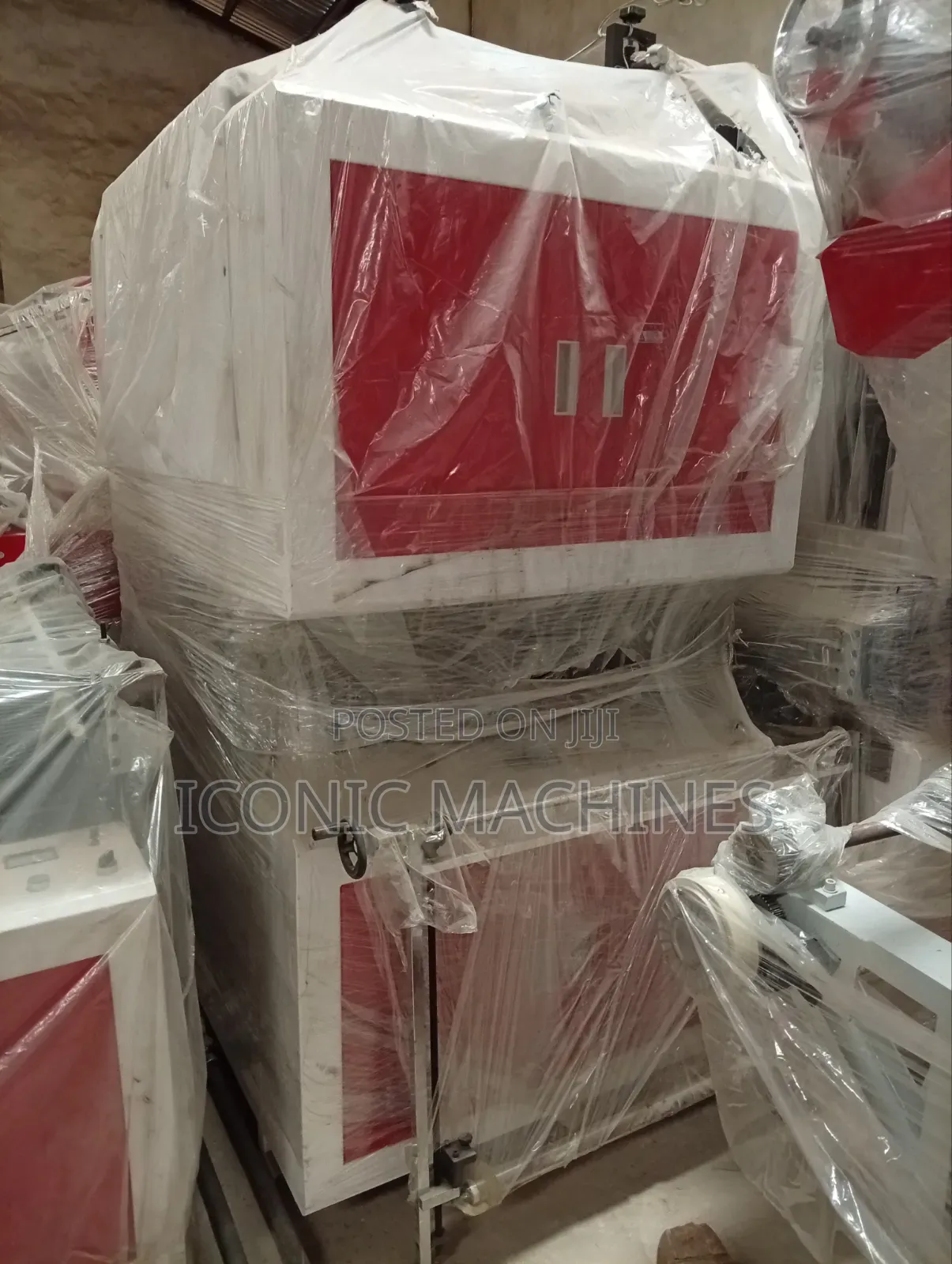 Automatic Nylon Bag Cutting and Sealing Machine