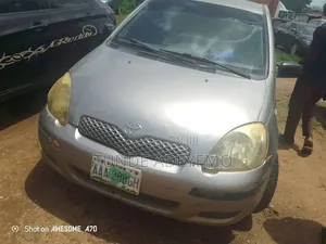 Toyota Yaris 2003 Silver