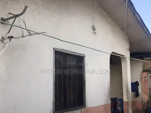 4bdrm Bungalow in World Bank Housing, Owerri for sale