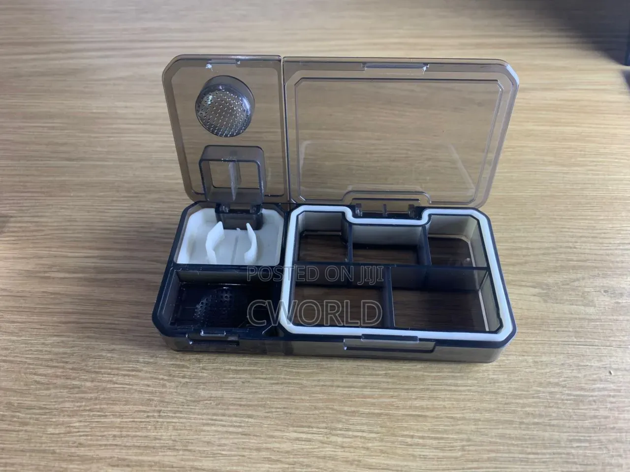 Multi-Compartment Pill Organizer Cutter Case