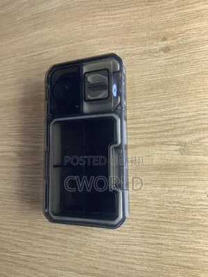 Multi-Compartment Pill Organizer Cutter Case