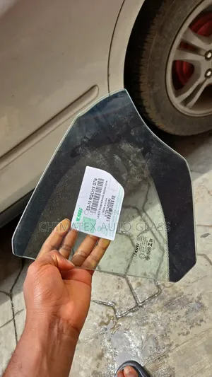 Lexus Es350 2022 Rear Door Vent Glass Available at Chimatex