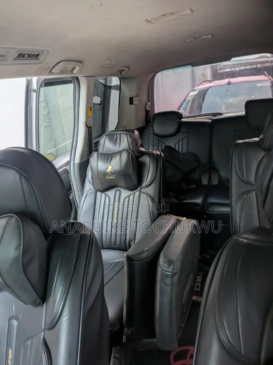 Toyota Voxy 2011 Silver