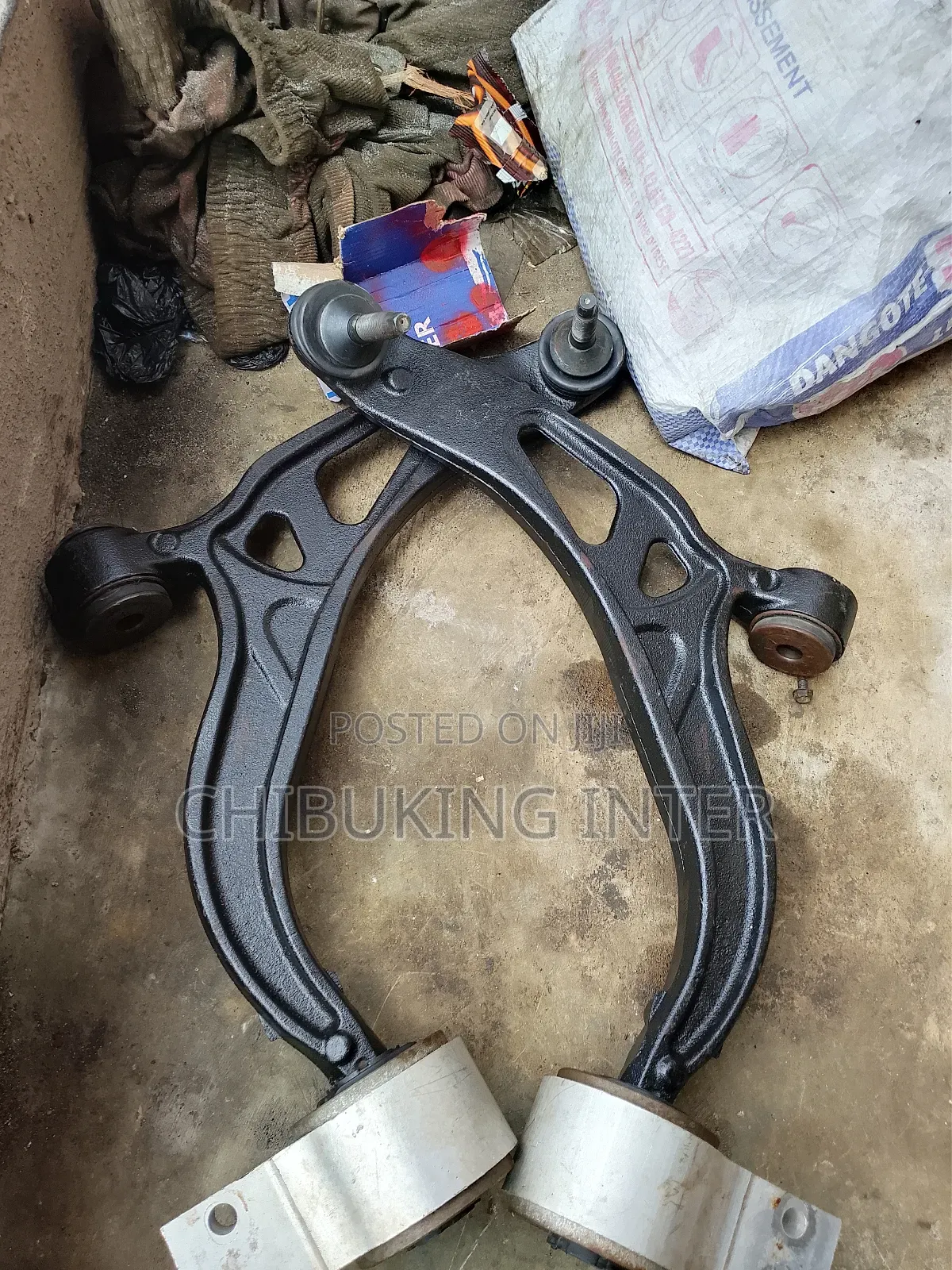 Front Low Arm Ford Explorer 013