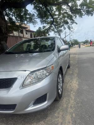 Toyota Corolla LE 4dr Sedan (1.8L 4 cyl 4A) 2009 Silver