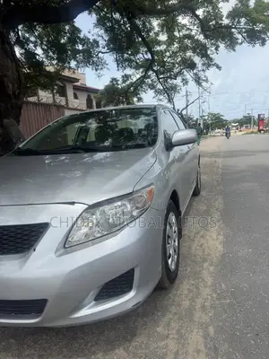Toyota Corolla LE 4dr Sedan (1.8L 4 cyl 4A) 2009 Silver