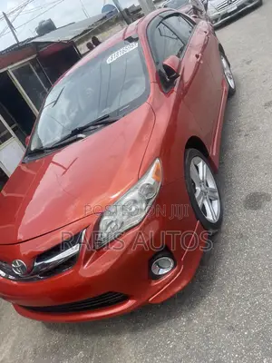 Toyota Corolla S 4dr Sedan (1.8L 4cyl 4A) 2013 Orange