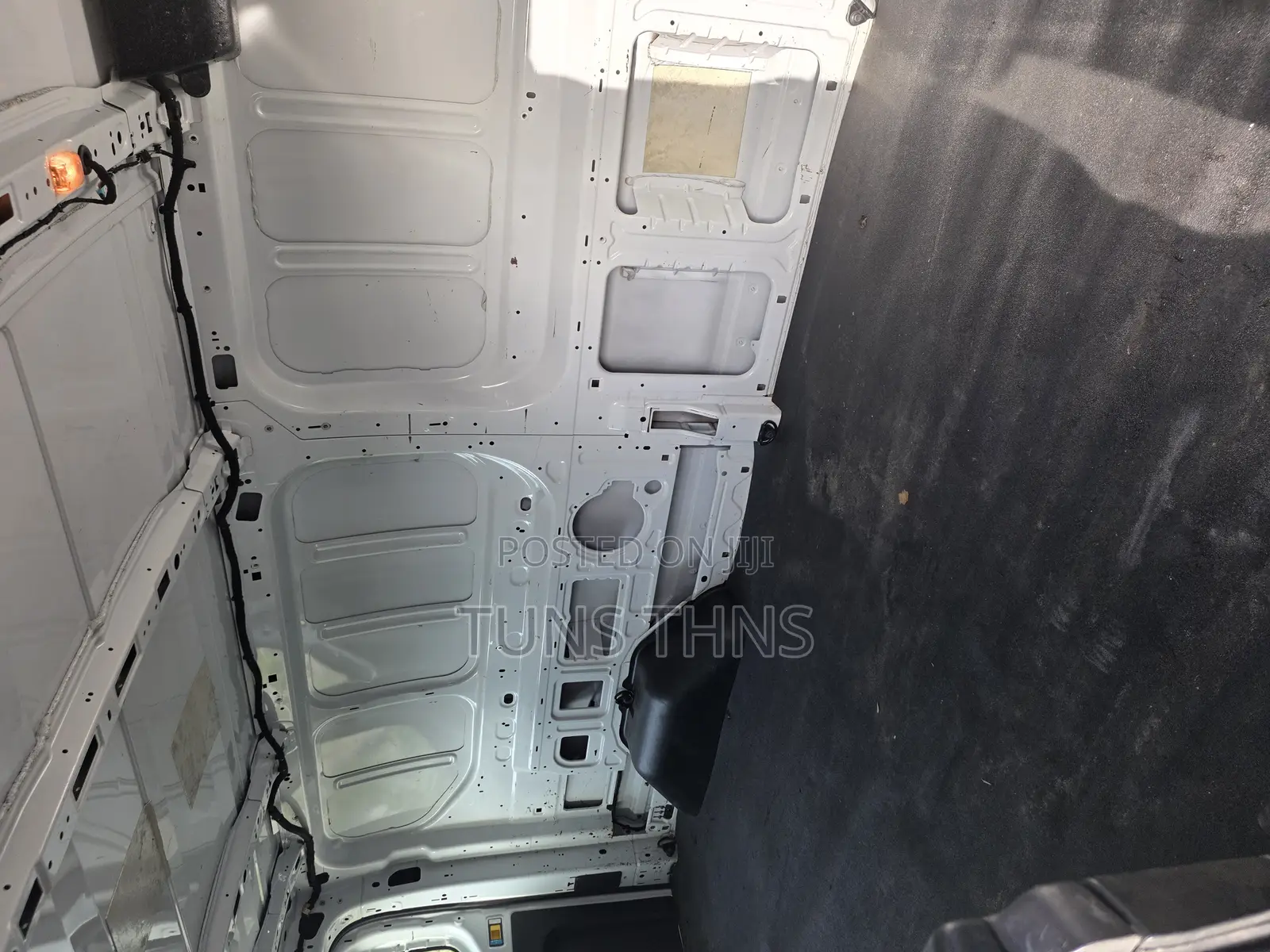 Ford E450 2015 White