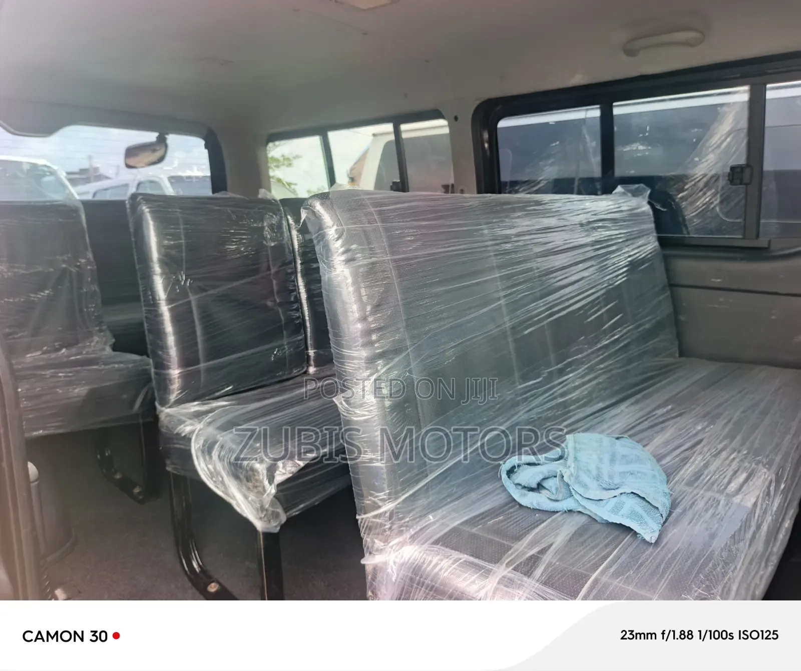Toyota HiAce 2010 Black