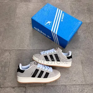 Classic Trio Stripe Sneakers
/ Buy One Get a Free Sock
