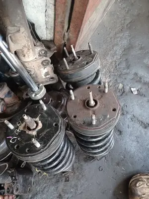 Front Shock Escalade 2013