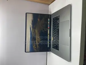 Laptop Apple MacBook Pro 2019 16GB Intel Core i9 SSD 1T