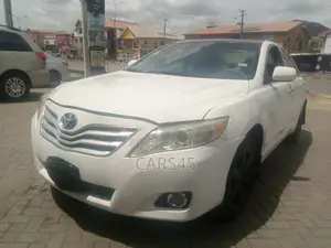 Toyota Camry 2011 White