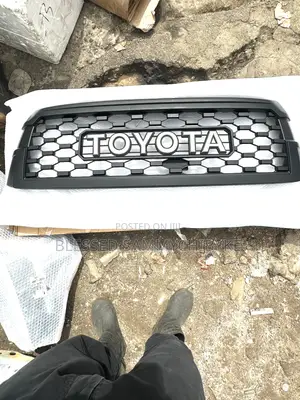 Front Grill Toyota Sequoia 2018 Available