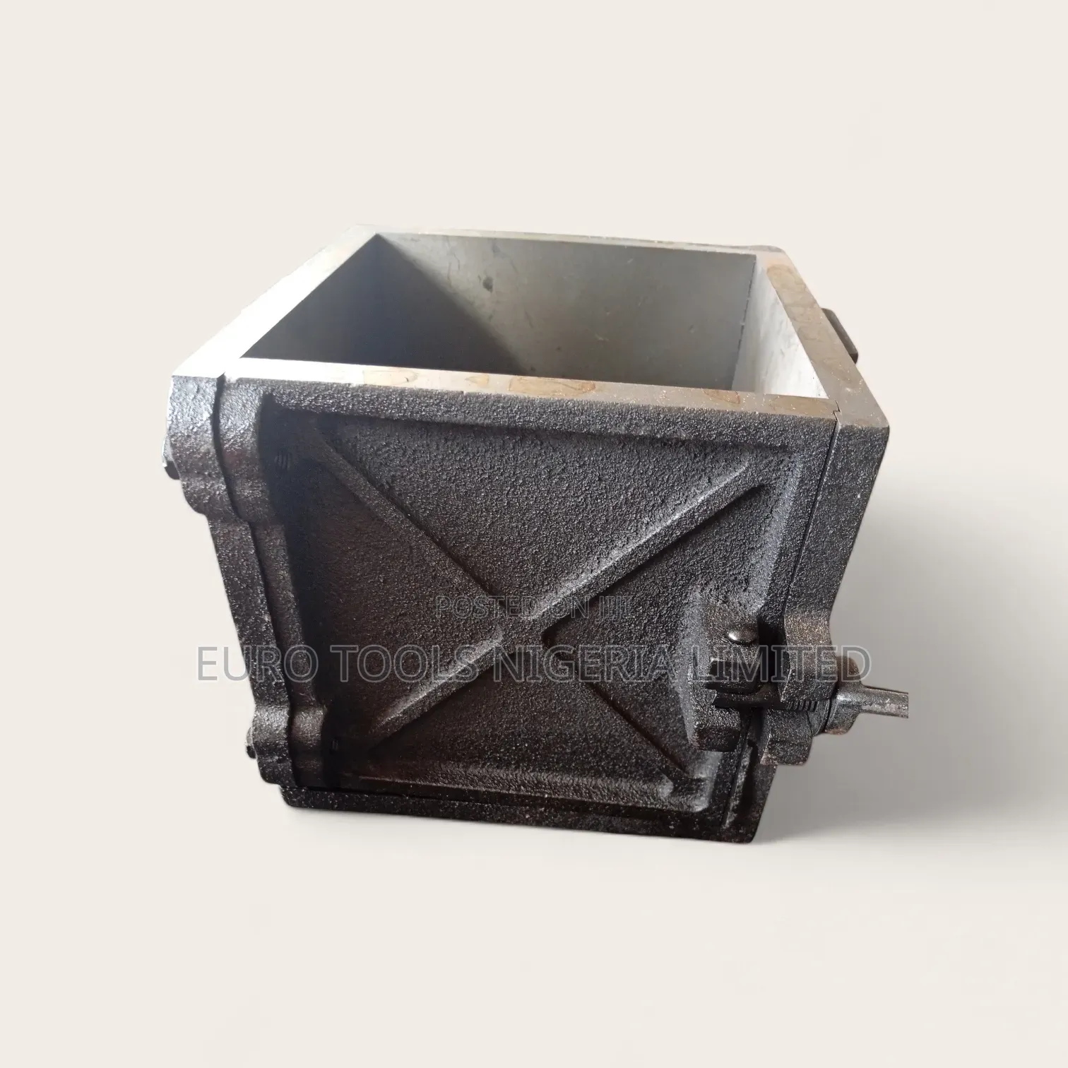 Cube Mould