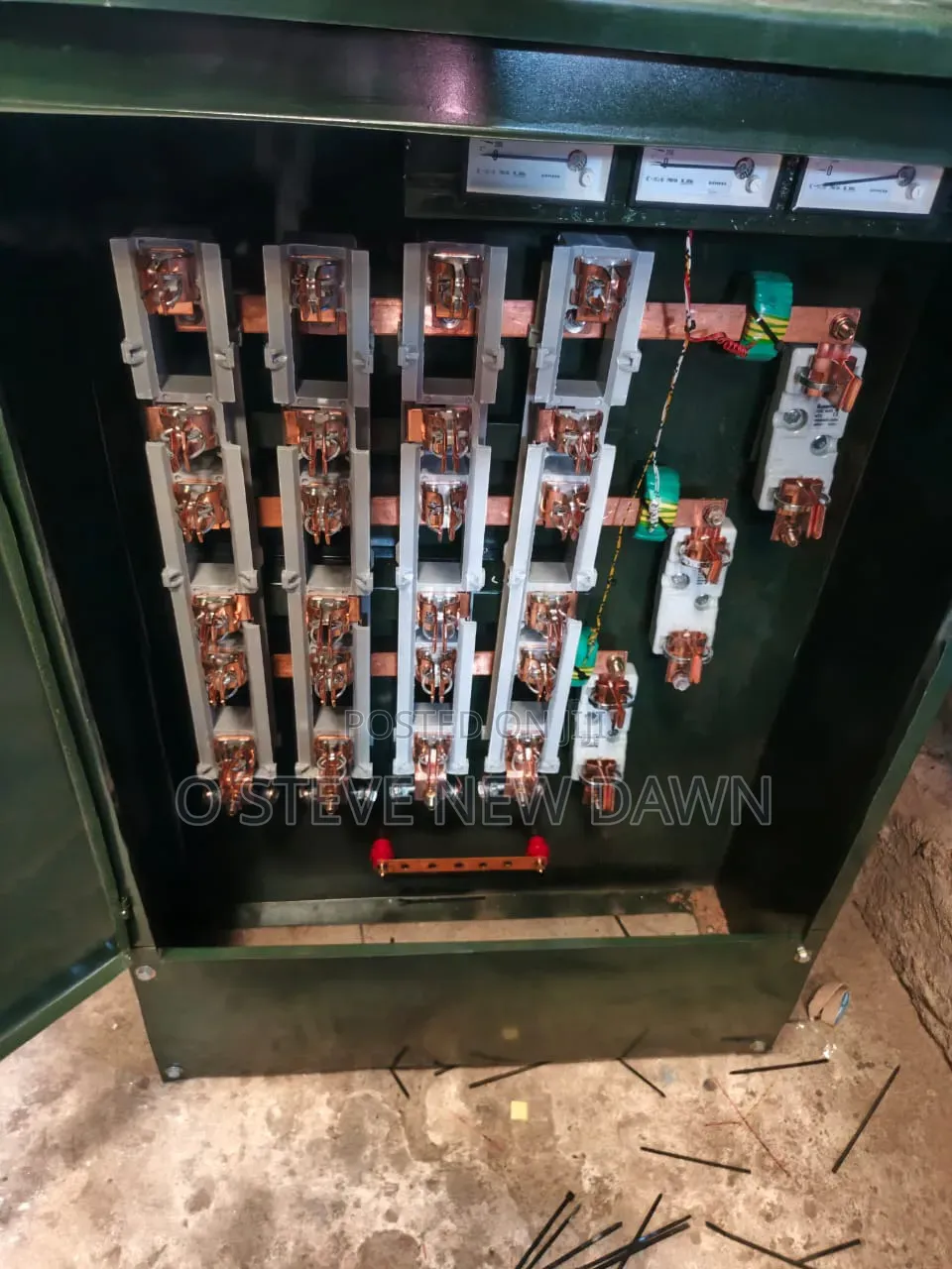 400 Amps Feeder Pillar