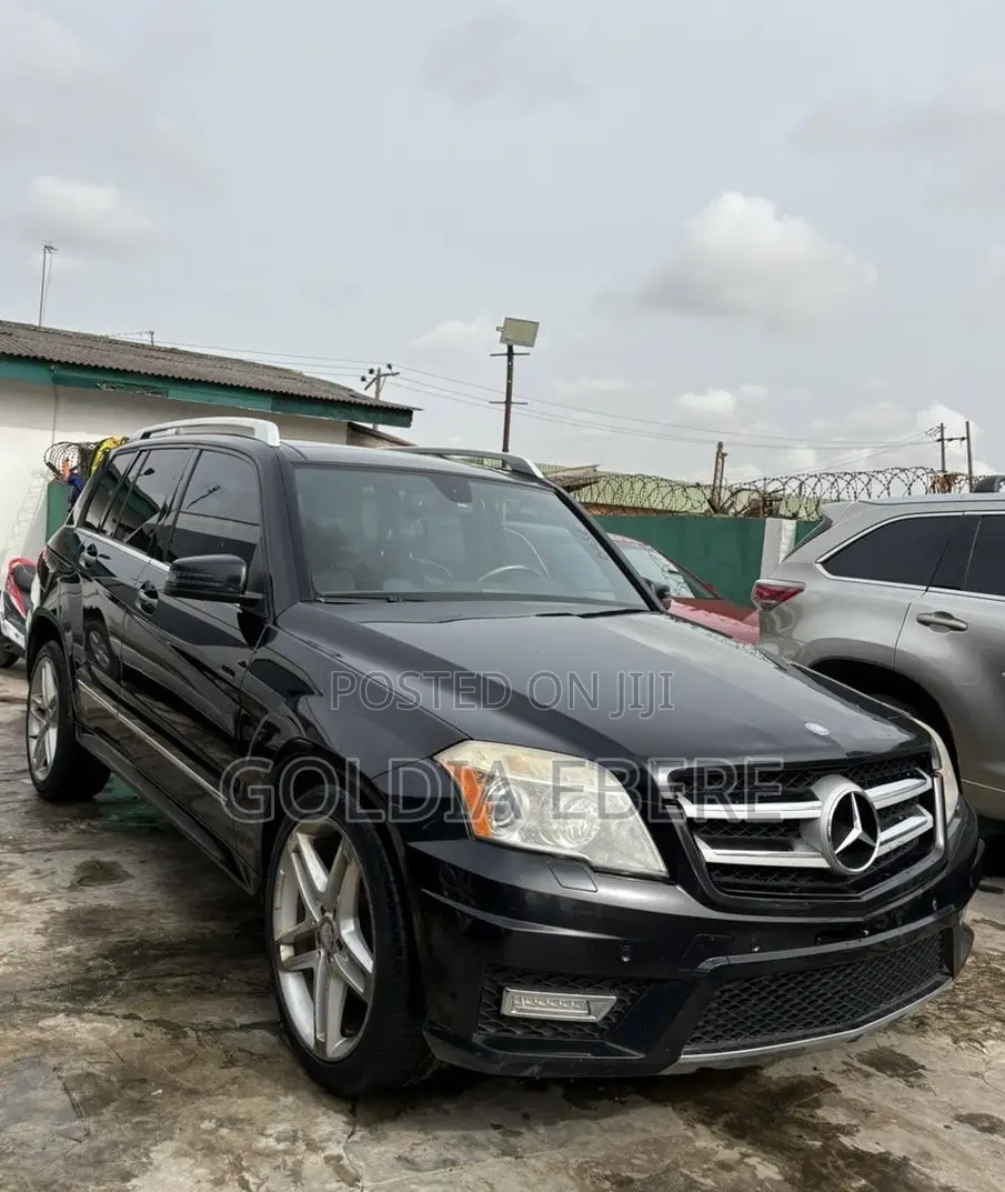 Mercedes-Benz GLK-Class 2012 Black