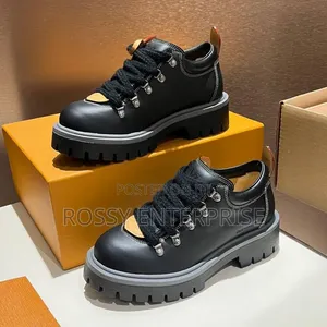 Louis Vuitton Sneakers