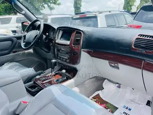 Toyota Land Cruiser 100 4.7 V8 Executive 2005 Gray